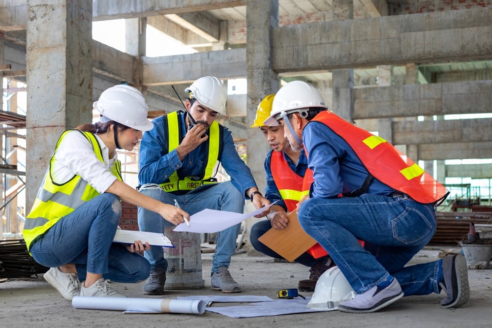 Sécuriser un chantier de construction : responsabilités et mesures clés